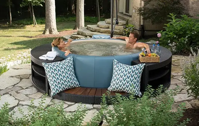 SAVE UP TO $2,100 on Softub Demo Models! HURRY Limited Time Only! 